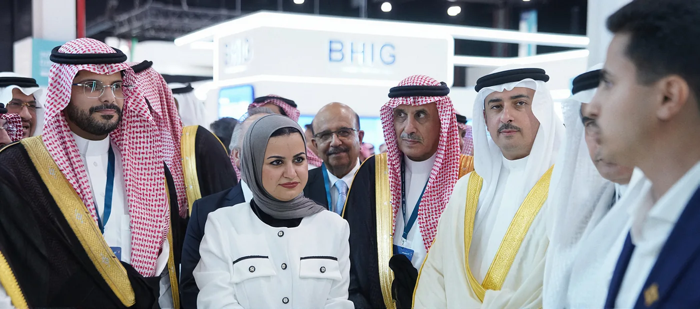 Guests at an exhibitor stand
